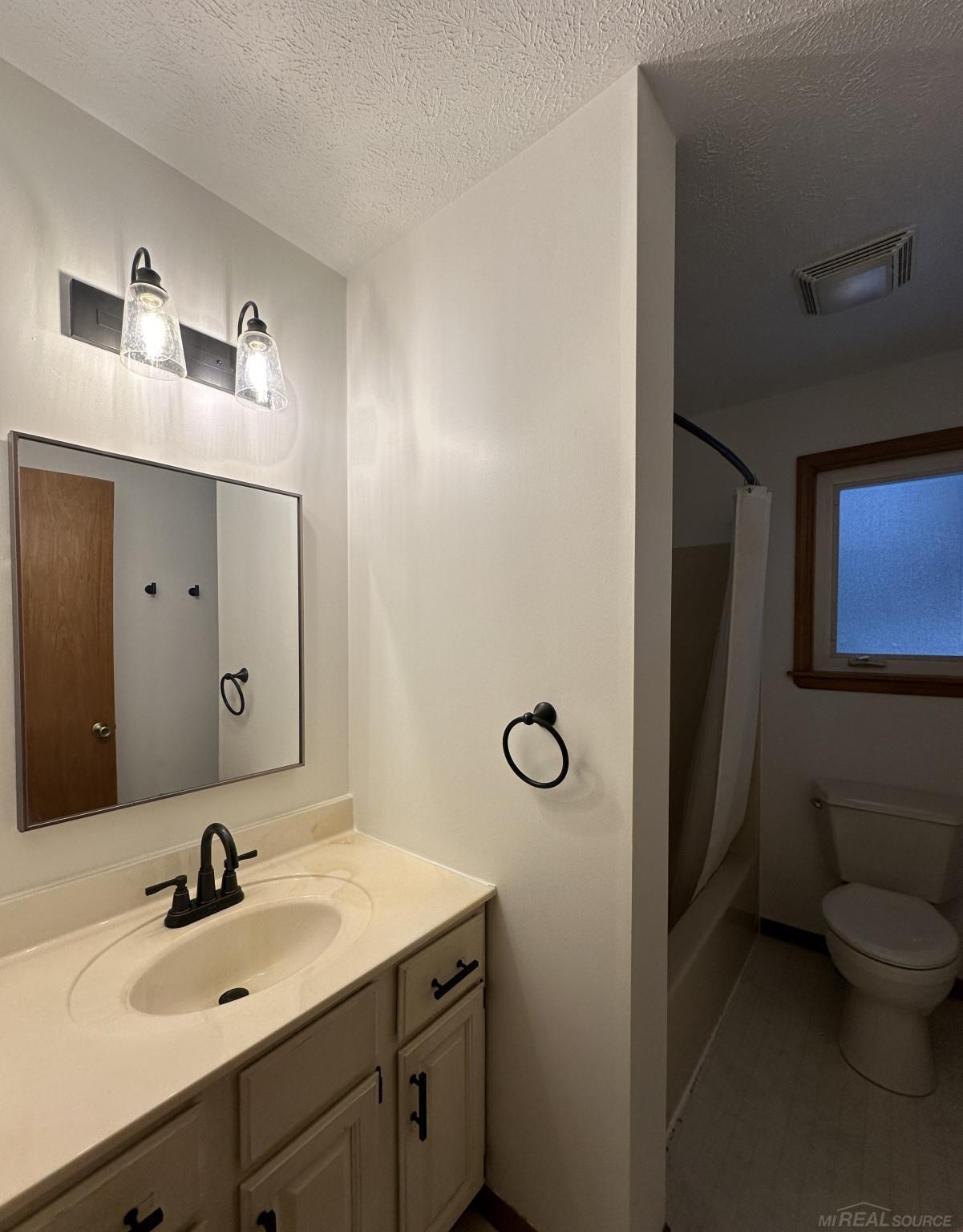69 Feather Ridge Road Marquette, MI 49855 - Photo 22 of 37 50169353-2c0f0c32-b320-4b6e-961a-534d10d76637.JPG