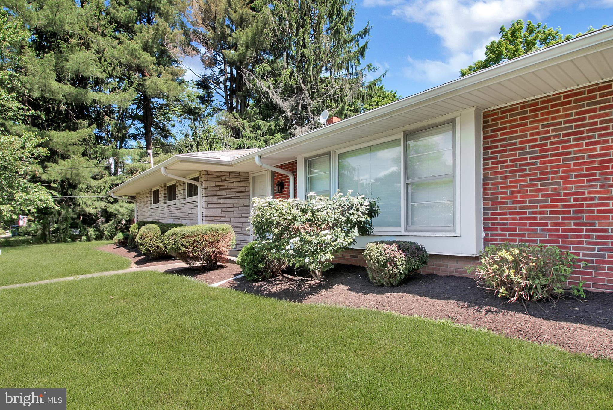 4 Brandon Road Trenton, NJ 08648 - Photo 12 of 52 Gallery Image 12