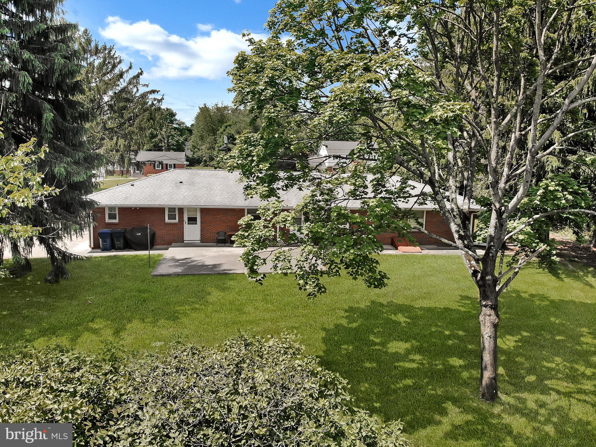 4 Brandon Road Trenton, NJ 08648 - Photo 6 of 52 Gallery Image 6