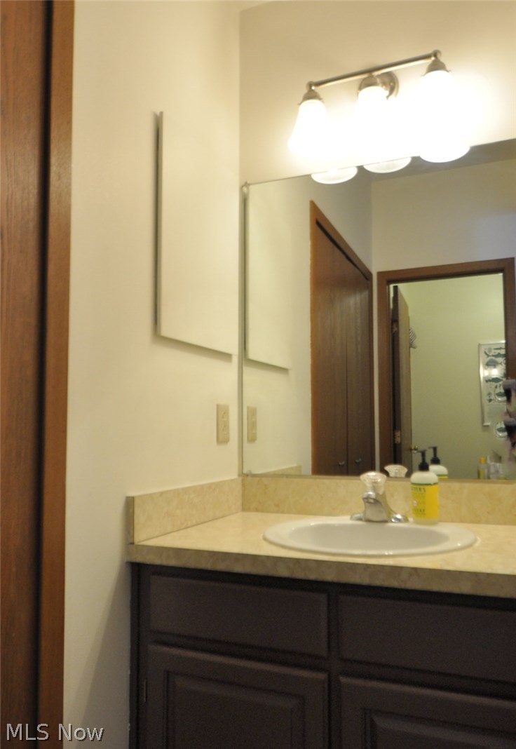 30033 Center Ridge Road, Unit D Westlake, OH 44145 - Photo 24 of 30 Gallery Image 24