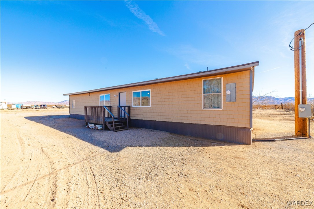 6846 Mormon Flat Road Golden Valley, AZ 86413 - Photo 5 of 50 Front of Structure