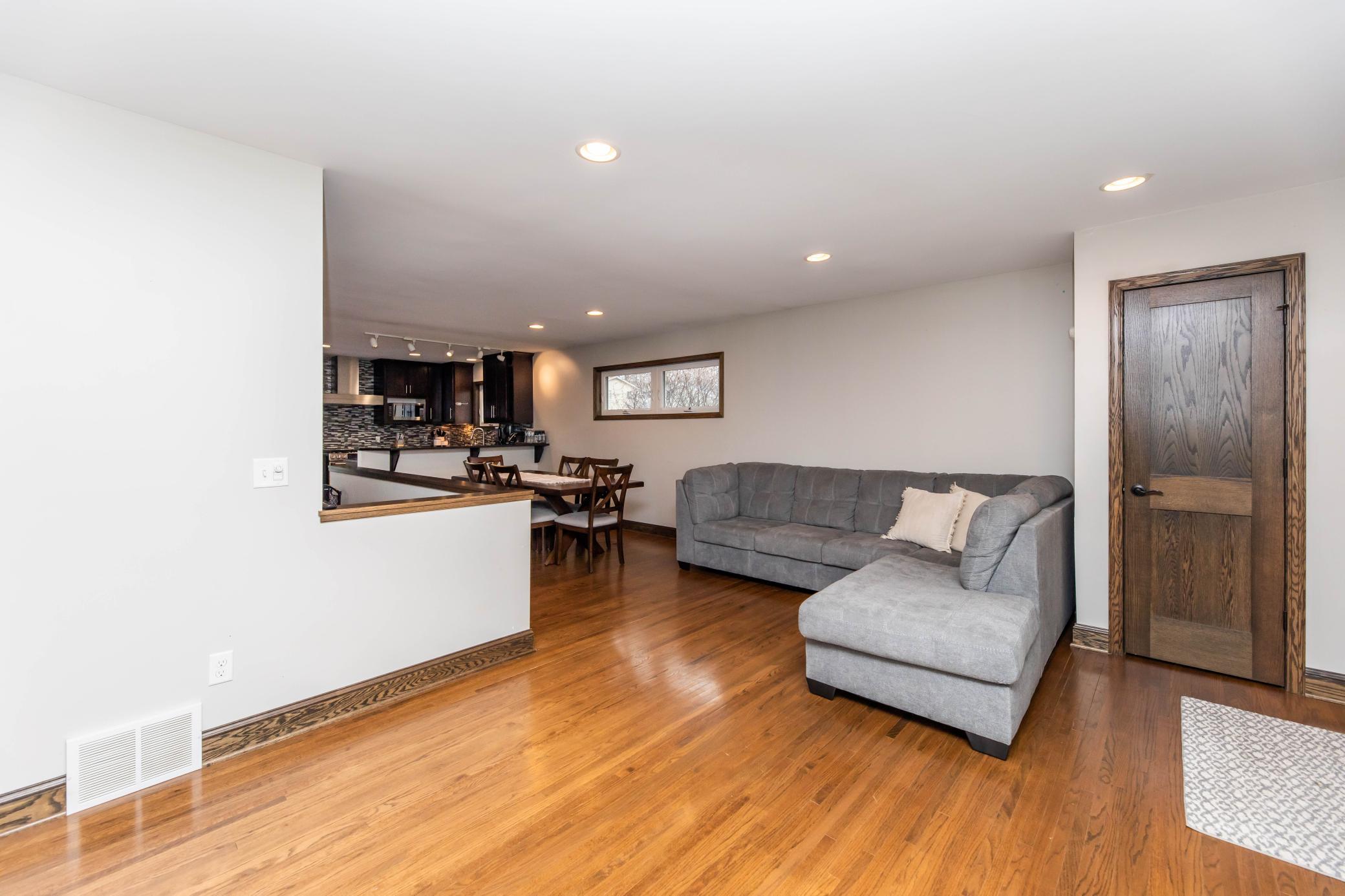 4801 East Upland Crest Minneapolis, MN 55421 - Photo 6 of 31