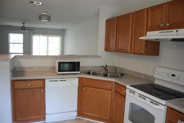 $1,300 | 1256 Shoebridge Drive, Myrtle Beach, SC 29579