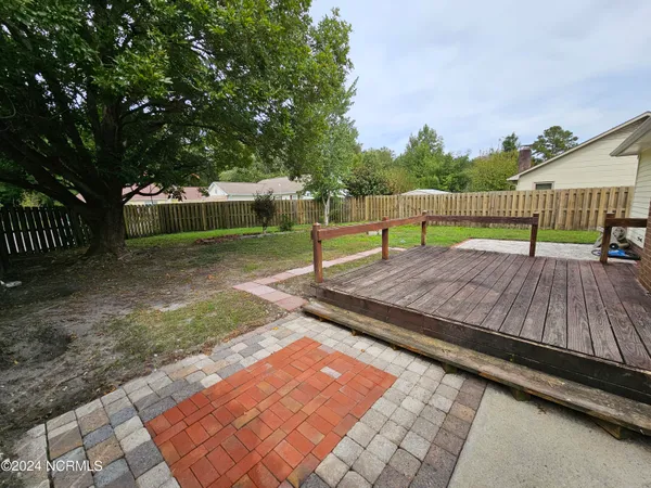 $1,750 | 218 Foxwood Court, Jacksonville, NC 28540