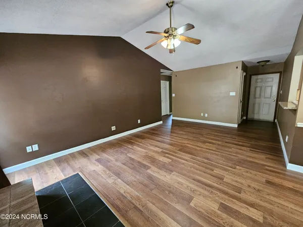 $1,750 | 218 Foxwood Court, Jacksonville, NC 28540