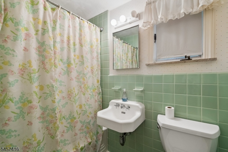 300 Oak Ridge Avenue Summit, NJ 07901 - Photo 15 of 47 Gallery Image 15