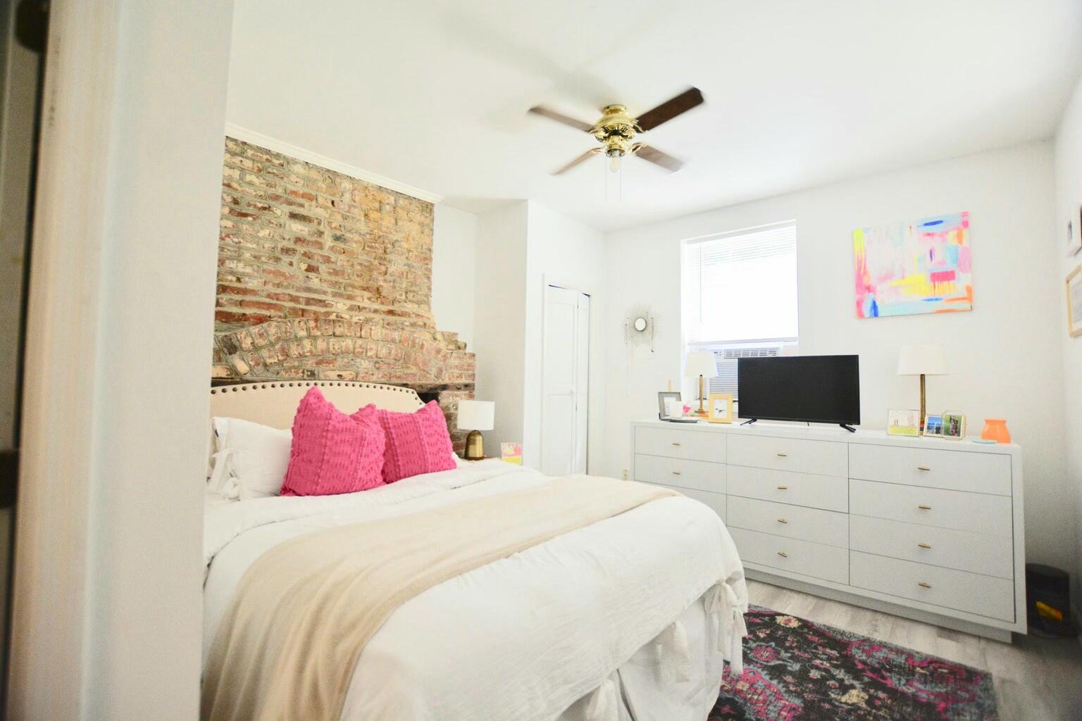 24 Bee Street, Unit E Charleston, SC 29403 - Photo 5 of 7 tempImageXAFLe3