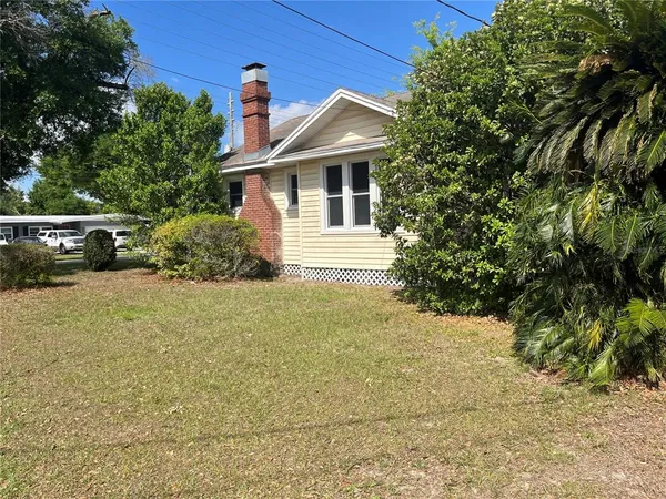 $1,800 | 3420 East Grant Street, Orlando, FL 32806