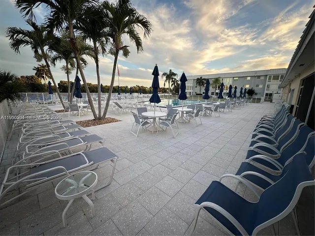 $239,900 | 18 Colonial Club Drive, Unit 202, Boynton Beach, FL 33435