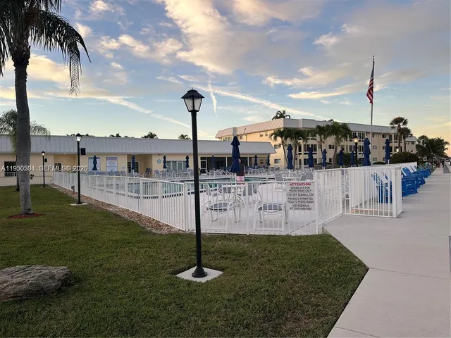 $239,900 | 18 Colonial Club Drive, Unit 202, Boynton Beach, FL 33435