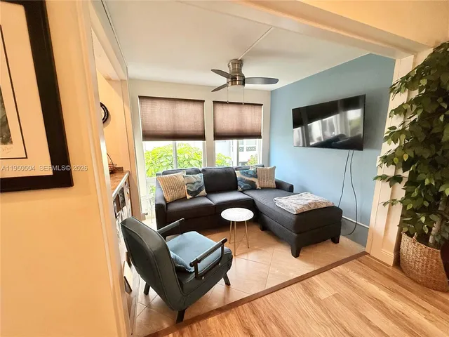 $239,900 | 18 Colonial Club Drive, Unit 202, Boynton Beach, FL 33435