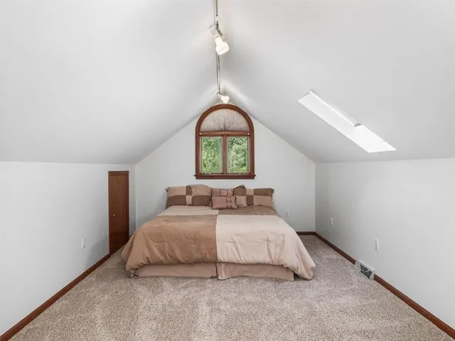 $1,290,000 | 2350 Morrow Road, Pittsburgh, PA 15241