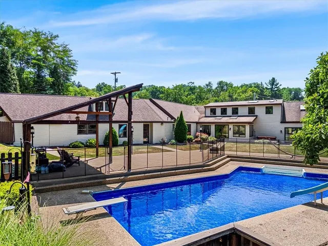 $1,290,000 | 2350 Morrow Road, Pittsburgh, PA 15241