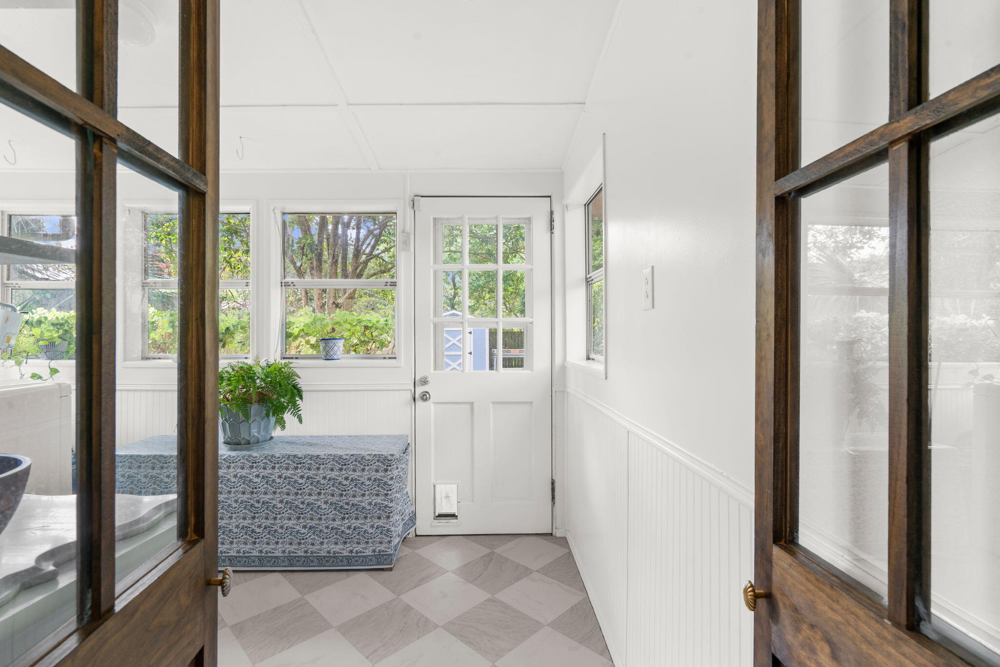 3 Craven Avenue Charleston, SC 29407 - Photo 19 of 56 Entrance to Laundry/Pantry