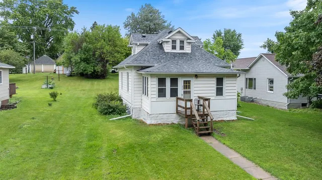 $45,000 | 230 4th Street, Balaton, MN 56115