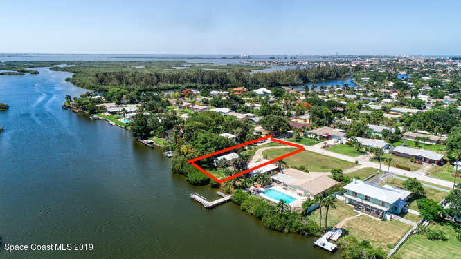 758 Nassau Road Cocoa Beach, FL 32931 - Photo 2 of 12 758 Nassau