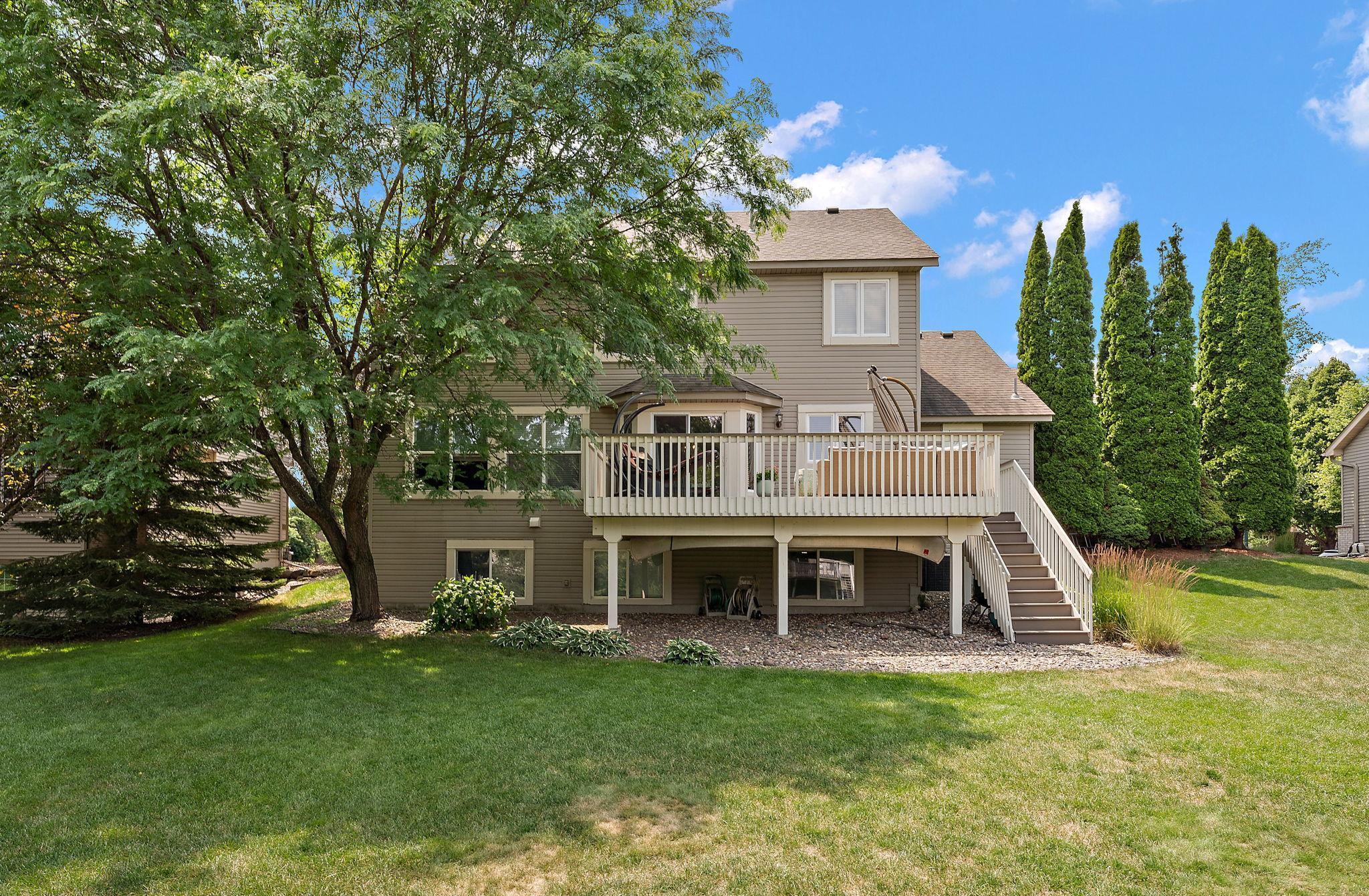 8202 Enclave Road Woodbury, MN 55125 - Photo 9 of 39 Gallery Image 9