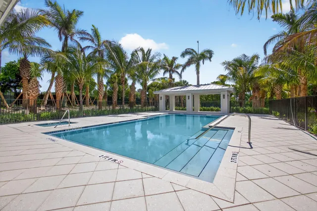 $1,165,900 | 135 Water Pointe Place, Unit 22, Jupiter, FL 33477
