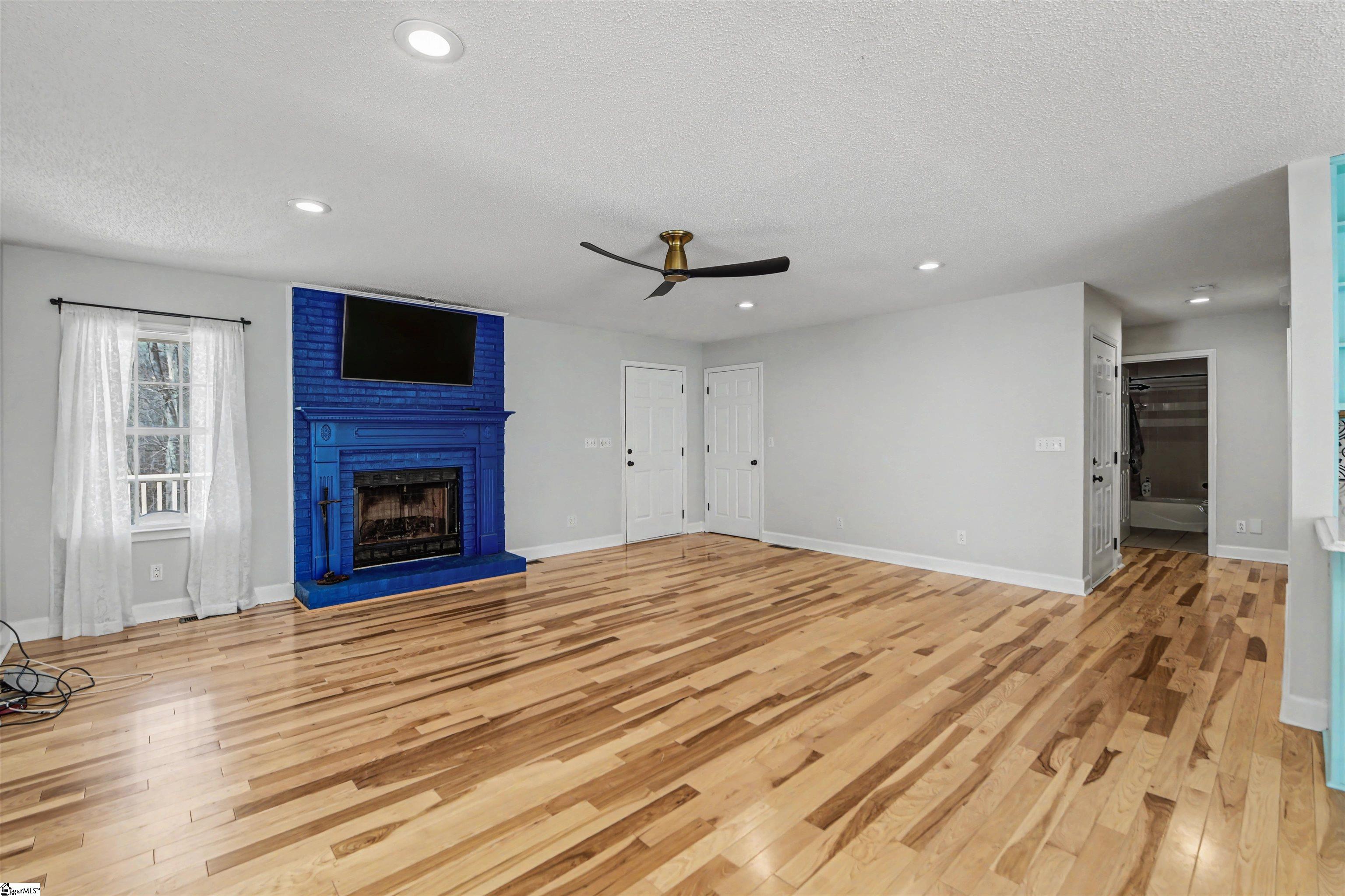 1126 Greenpond Road Woodruff, SC 29388 - Photo 10 of 48