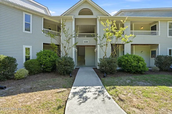 $249,900 | 4108 Breezewood Drive, Unit 101, Wilmington, NC 28412