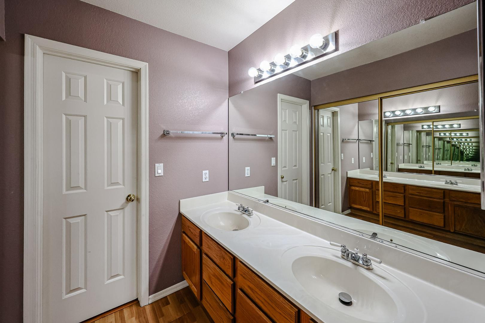 10935 West Ruth Avenue Peoria, AZ 85345 - Photo 14 of 33 Photo #14