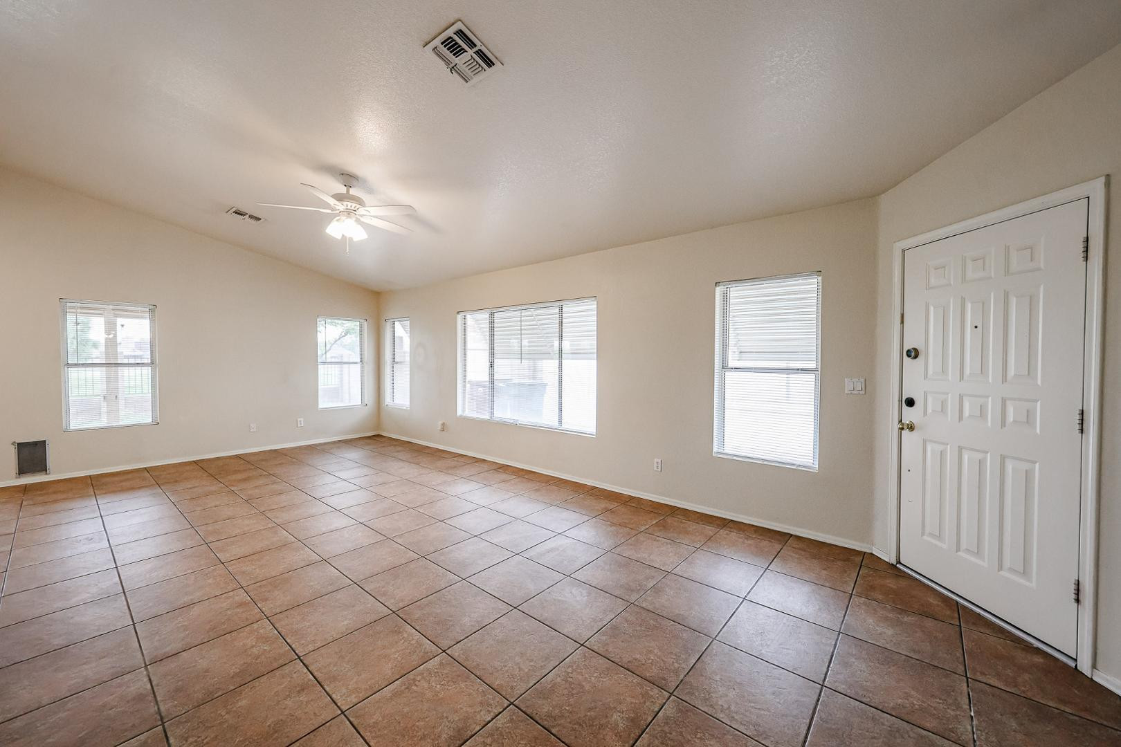 10935 West Ruth Avenue Peoria, AZ 85345 - Photo 19 of 33 Photo #19