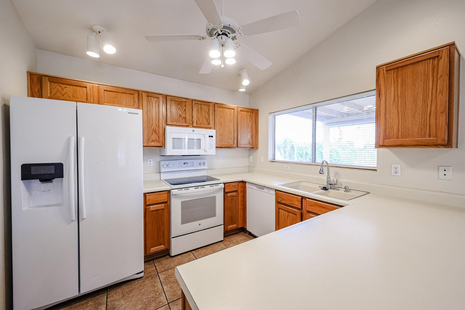 10935 West Ruth Avenue Peoria, AZ 85345 - Photo 23 of 33 Photo #23