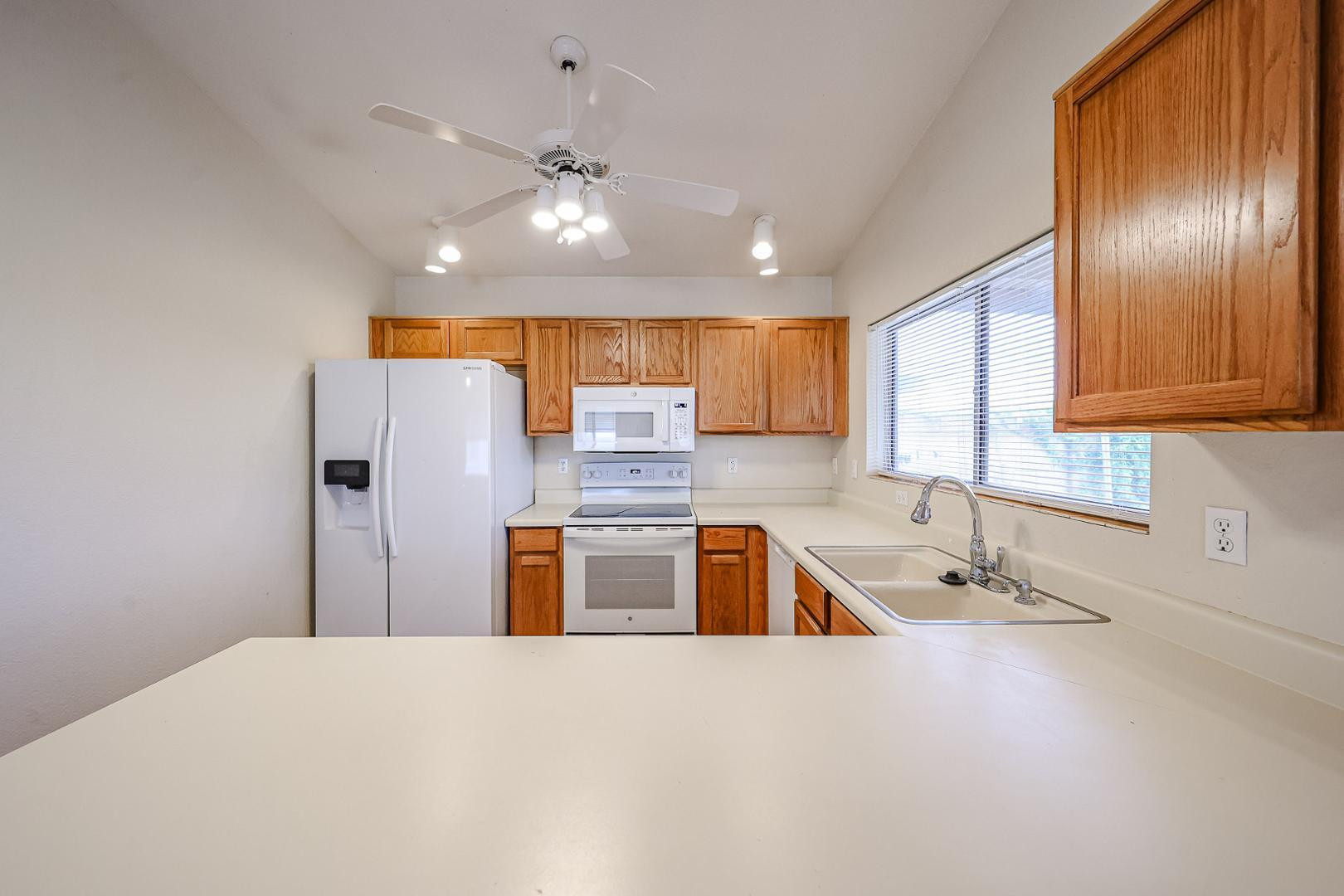 10935 West Ruth Avenue Peoria, AZ 85345 - Photo 25 of 33 Photo #25