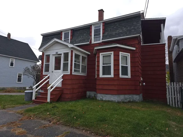 $134,900 | 479 Burgess Street, Berlin, NH 03570