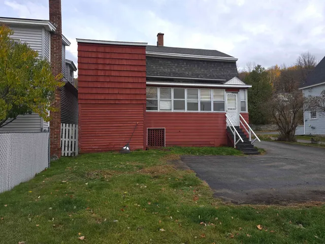 $134,900 | 479 Burgess Street, Berlin, NH 03570