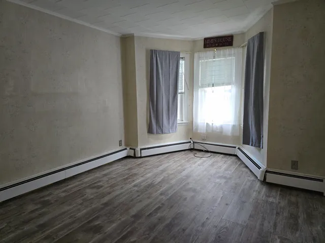 $134,900 | 479 Burgess Street, Berlin, NH 03570