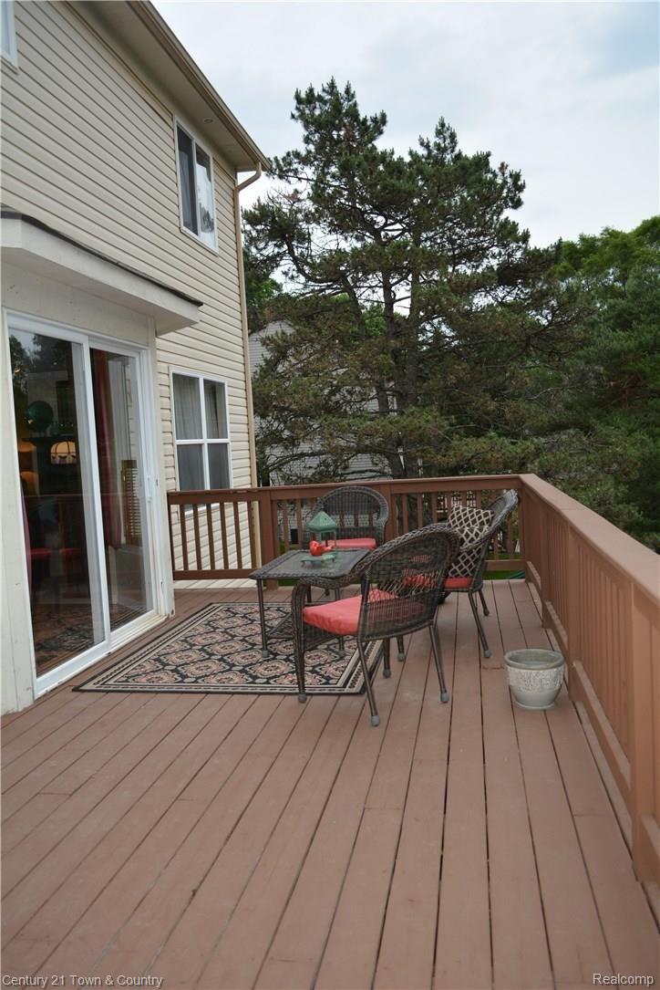 3625 Dunning Road Rochester, MI 48309 - Photo 6 of 58 6.JPG