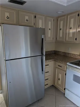 $199,000 | 18380 Southeast Wood Haven Lane, Unit D, Jupiter, FL 33469