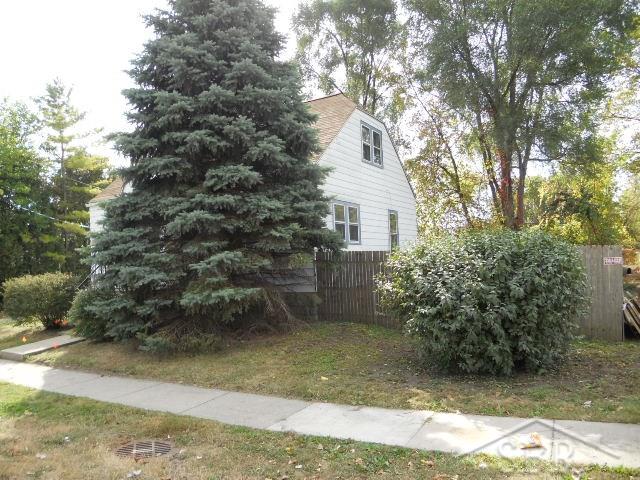 227 Shattuck Road Saginaw, MI 48604 - Photo 17 of 21 31332932-16.JPG
