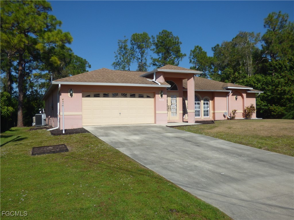 5206 Beauty Street Lehigh Acres, FL 33971 - Photo 3 of 29