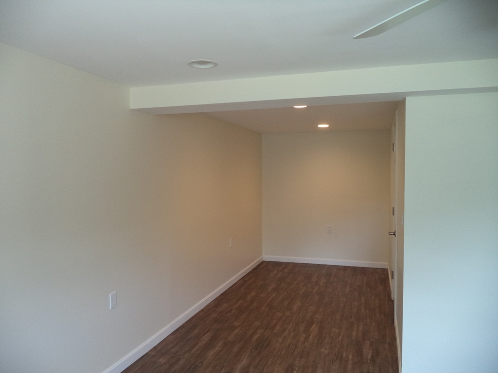 387 Main Street, Unit 1 Salem, NH 03079 - Photo 6 of 11