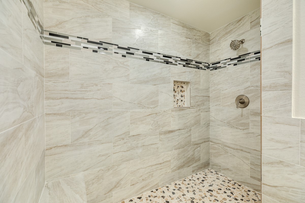 1200 Gifford Lane Angleton, TX 77515 - Photo 21 of 26 a bathroom with a shower