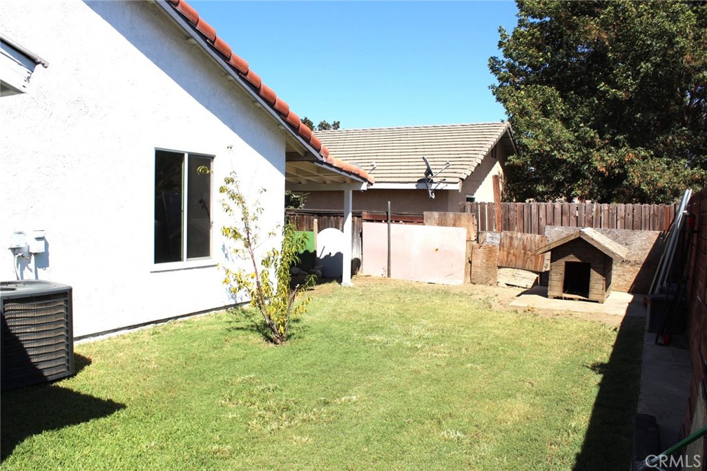 1459 West James Street Rialto, CA 92316 - Photo 18 of 21