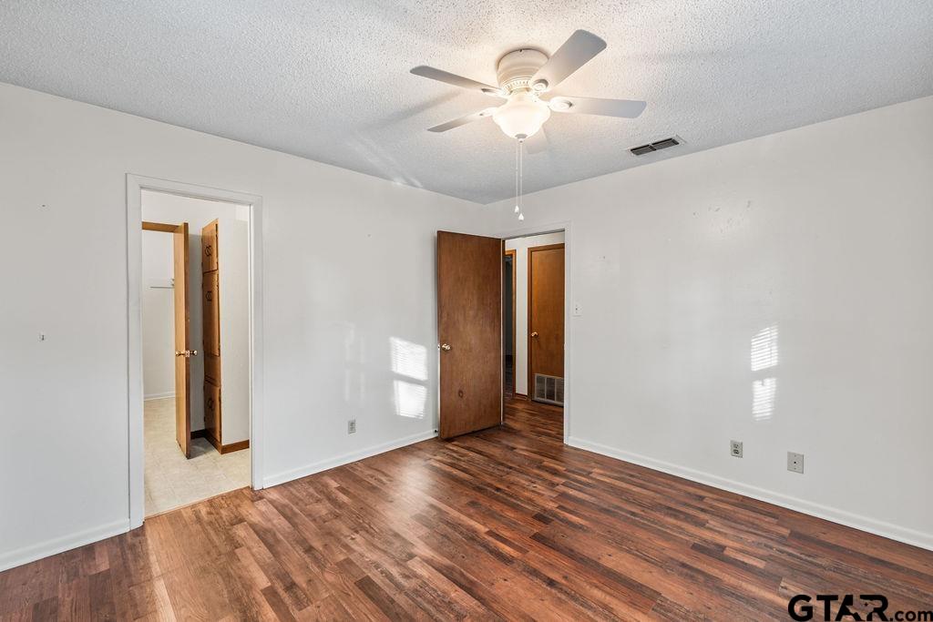 209 Beach Jacksonville Tx 75766 Jacksonville, TX 75766 - Photo 13 of 28