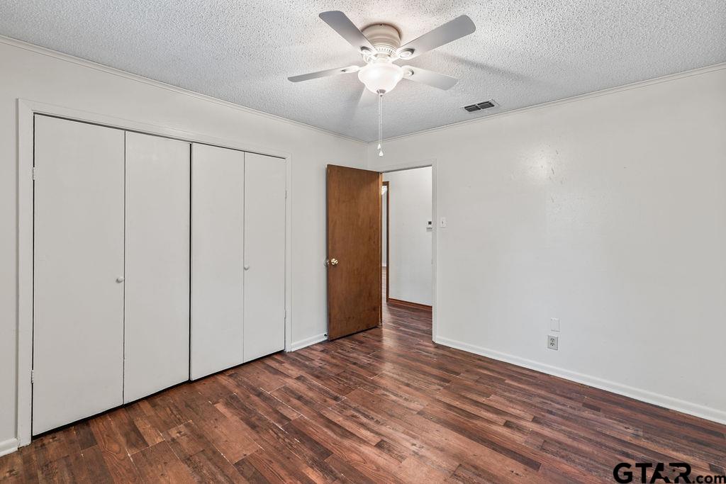 209 Beach Jacksonville Tx 75766 Jacksonville, TX 75766 - Photo 14 of 28