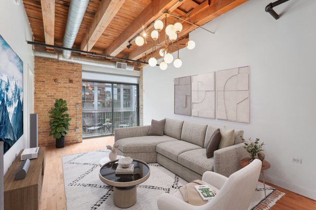 106 North Aberdeen Street, Unit 3C Chicago, IL 60607 - Photo 2 of 13