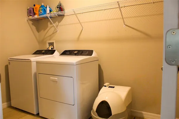 $395,000 | 12920 Wellspring Drive, Lithia, FL 33547