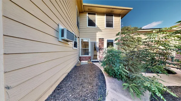 $3,000 | 17319 Jackson Pines Drive, Houston, TX 77090