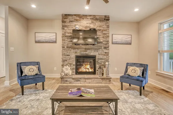 $635,900 | 19103 Windsor Court, Drayden, MD 20630