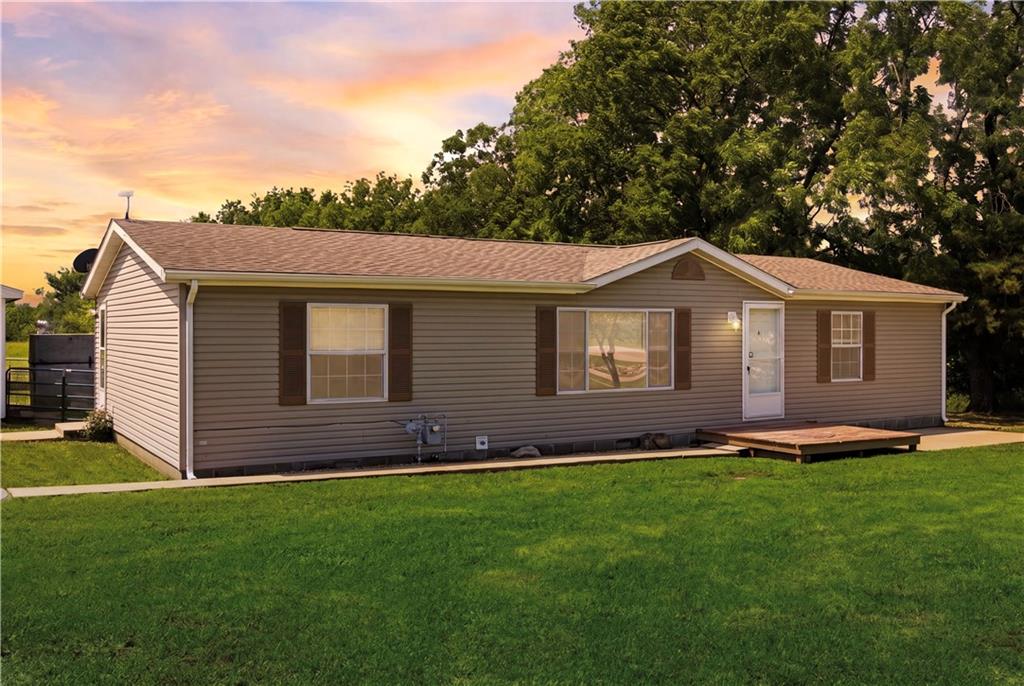 7677 1000 Road Fredonia, KS 66736 - Photo 1 of 32