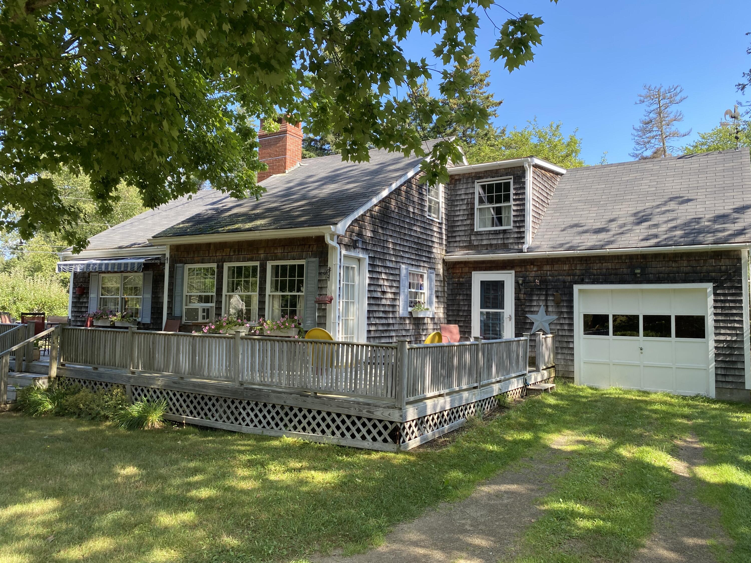 1574 Main Road Islesboro, ME 04848 - Photo 5 of 57 Front