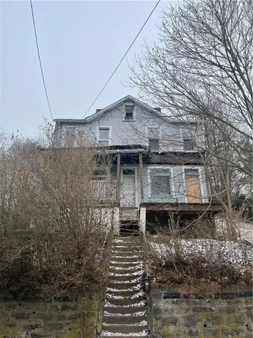 $18,000 | 823 Grant Street, McKeesport, PA 15132
