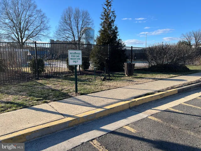 $1,850 | 1225 Martha Custis Drive, Unit 1512, Alexandria, VA 22302