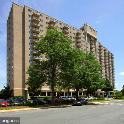 $1,850 | 1225 Martha Custis Drive, Unit 1512, Alexandria, VA 22302
