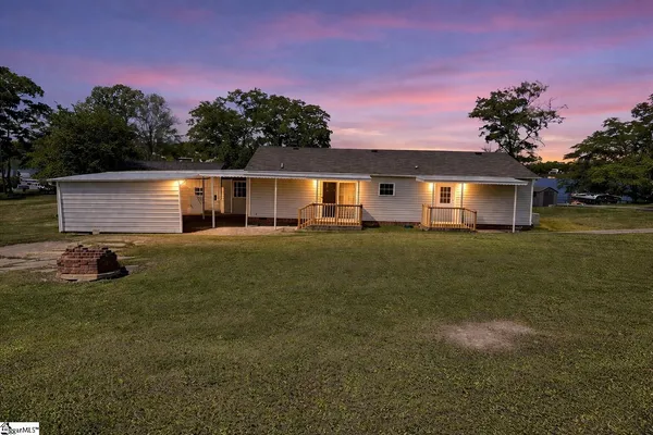 $420,000 | 20 Apache Drive, Waterloo, SC 29384